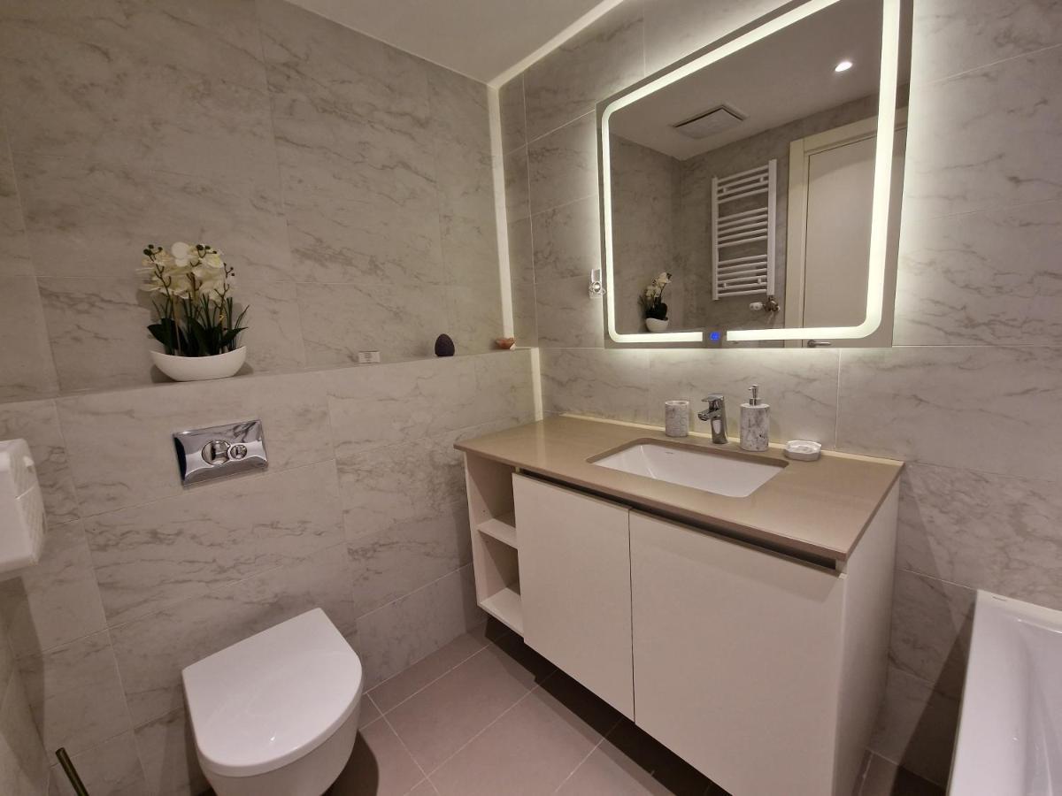 Beograd Na Vodi - BW Arcadia Luxury Apartment ภายนอก รูปภาพ